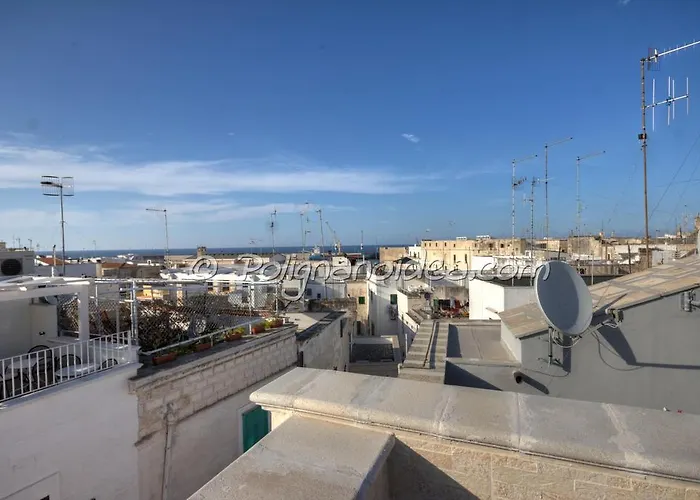 Old Town Panzió Monopoli